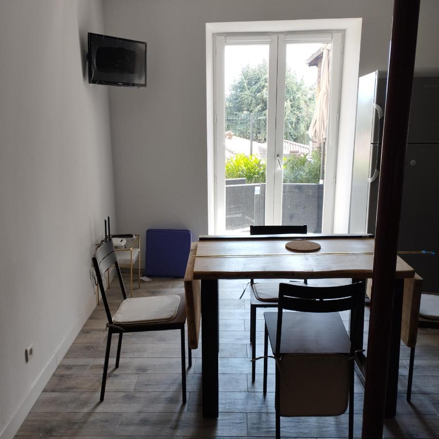 Apartamento Trévoux: loft ravissant avec terrasse Exterior foto